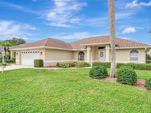 3rd image of 426 BERMUDA ISLES CIRCLE