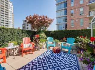 Aria, Victoria, BC V8W 1B1