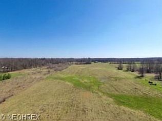 2nd image of 634 Center St E