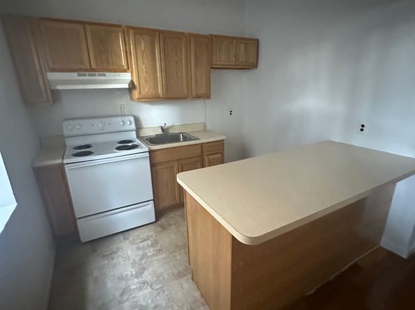 89 Wolfs Ln APT 5