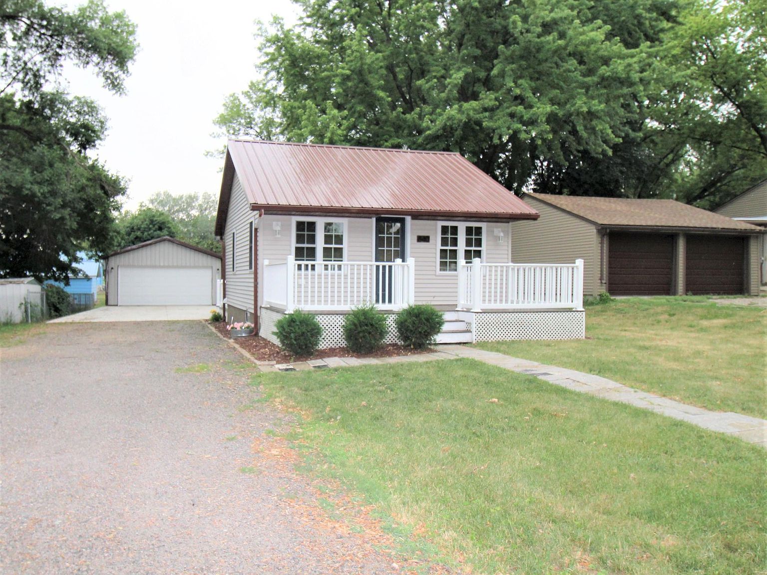 840 2nd St E, Lake Lillian, MN 56253 Zillow