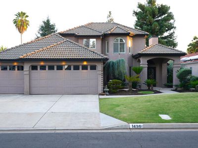 1425 E Quincy Ave, Fresno, CA, 93720