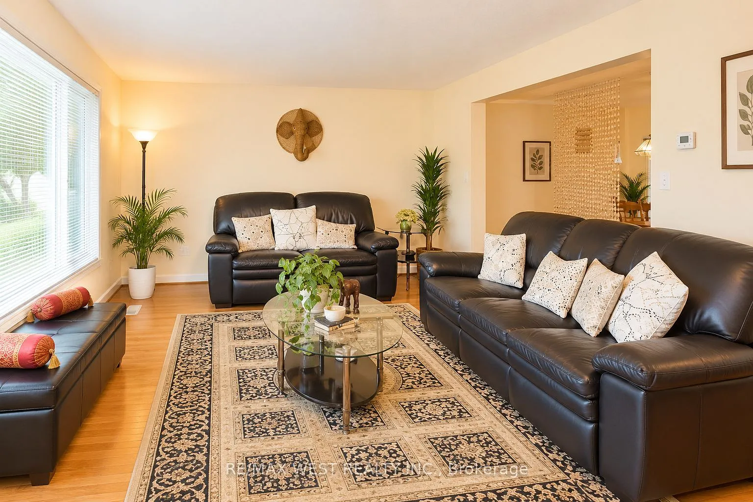 4 bed, $3,500 — Photo 3