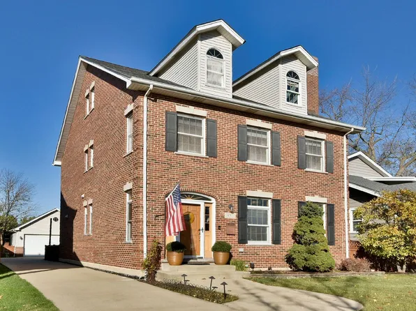 337 W Alexander Blvd, Elmhurst, IL 60126