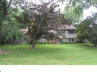 858 Sackettsford Rd, Ivyland, PA 18974