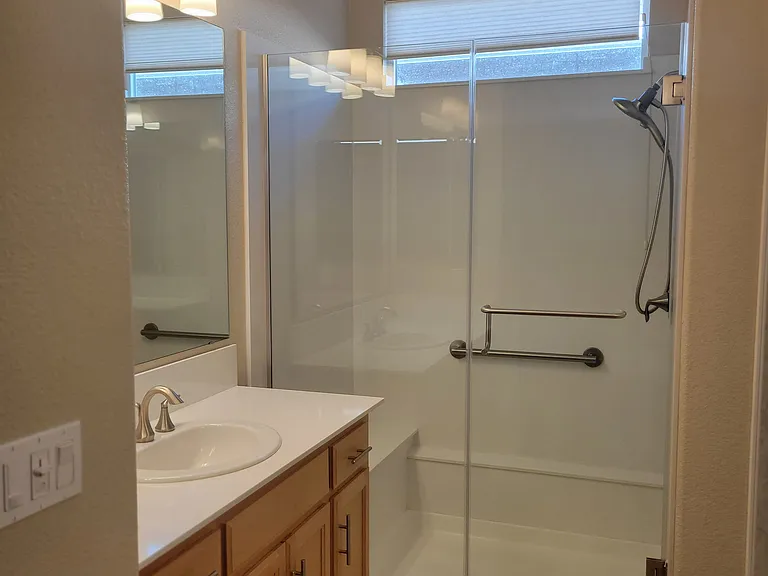 401 Waterwood Dr — Photo 18