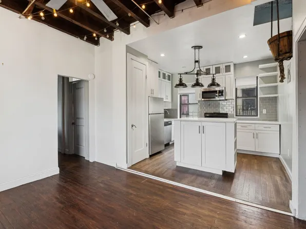 21-16 35th Street image 4 of 15