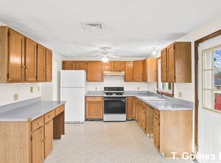 89 Merrimac St #2, Woburn, MA 01801