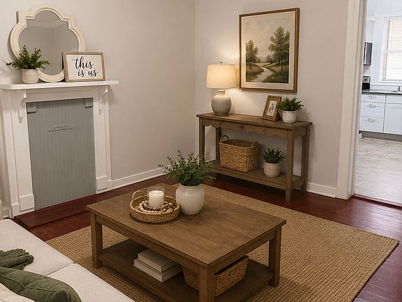 5th image of 5108 Hackett St NE