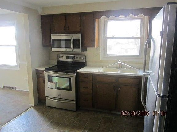 5th image of 238 Porter Dr