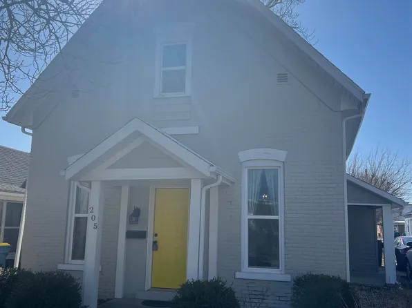 205 E 3rd St, North Manchester, IN 46962