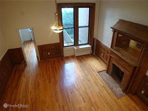 2nd image of 67 W 89th St APT 1R