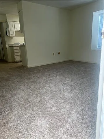 1 bed, 1.0 bath, 600 sqft, $1,100 — Photo 2