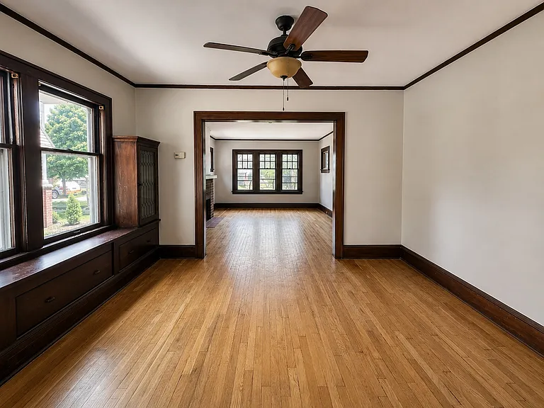 1660 Lauderdale Ave #1 — Photo 2