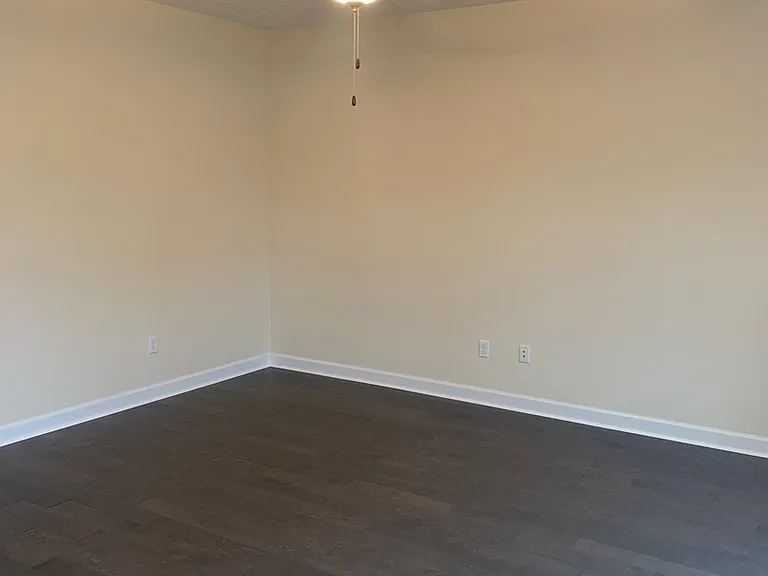 165 Cedar Point Ln — Photo 4
