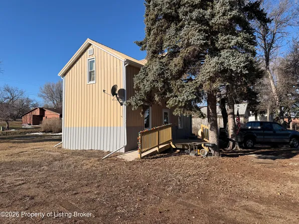 205 Highway 200 W, Dodge, ND 58625