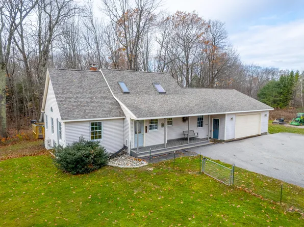 197 Ferry Road, Lewiston, ME 04240