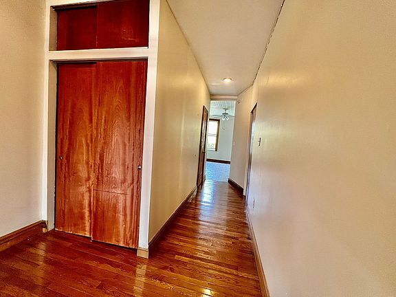 5th image of 283 22nd St APT 3L
