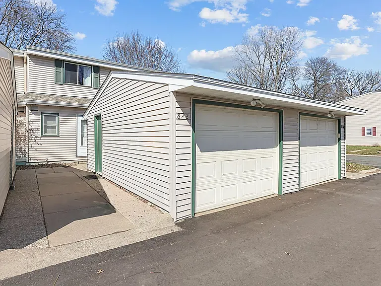 822 Woodgate Dr #102 — Photo 14