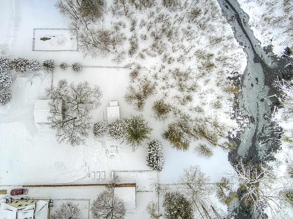 2nd image of 210 Spring St #22