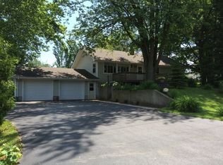 65 S Bunker Hill Rd, German Valley, IL 61039