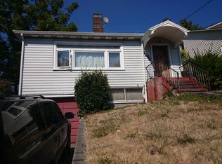 1264 NE 69th St, Seattle, WA 98115