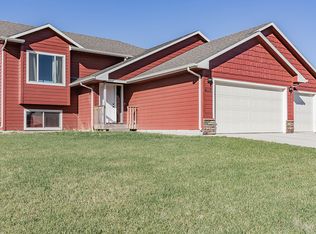 4117 S Linedrive Ave, Sioux Falls, SD 57110