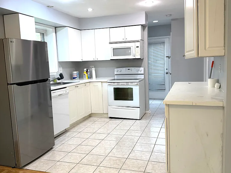 5809 Greenlawn Dr — Photo 6