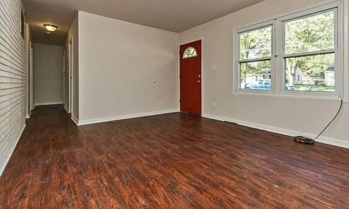 4th image of 137 7th Avenue Ct NE