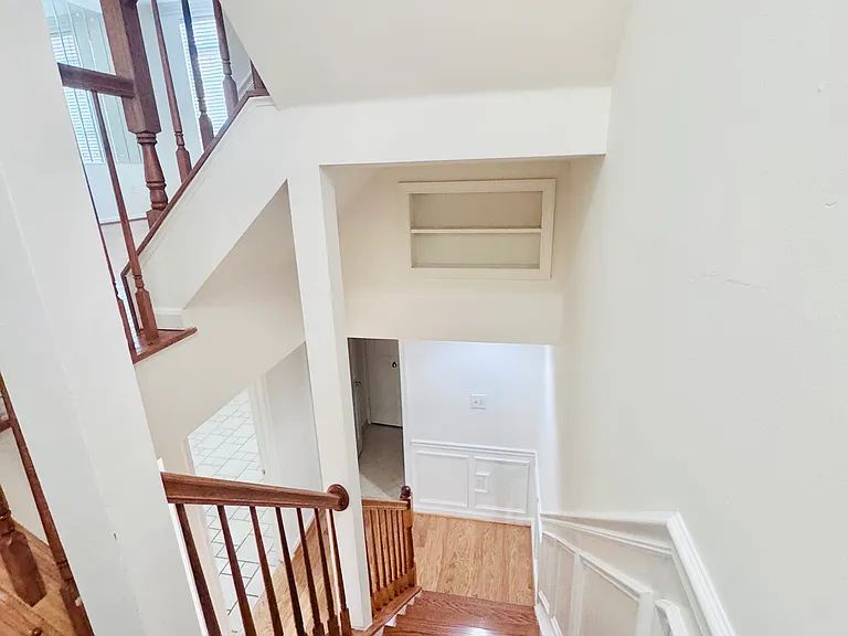 5944 Raina Dr — Photo 15
