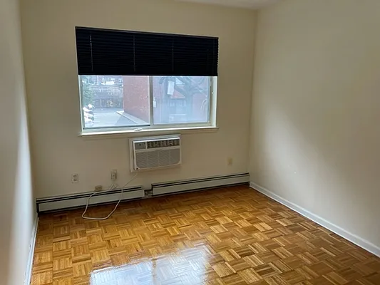 Rented by 18 REALTY | media 35