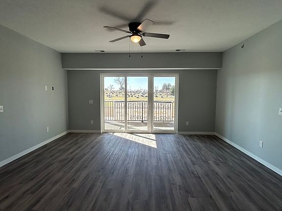 2nd image of 2724 Silver St #204