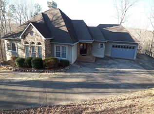 5996 Wellington Ave, Gainesville, GA