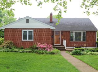 951 Edgemoor Ct, Lancaster, PA 17601