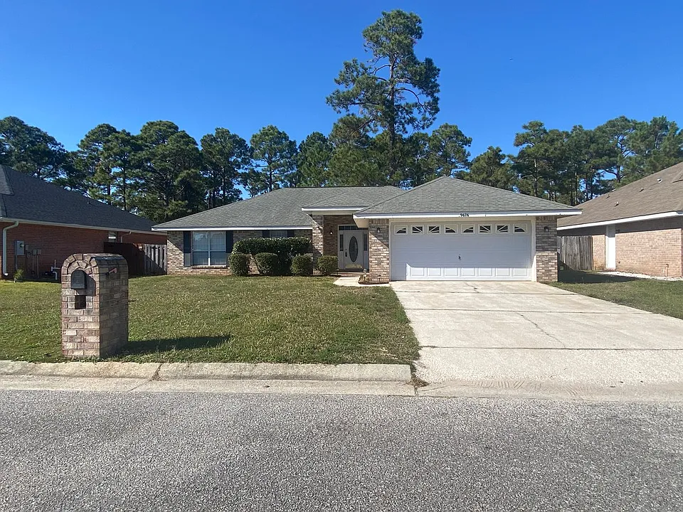 9676 Parker Lake Cir