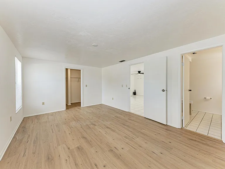 3602 63rd St W — Photo 20
