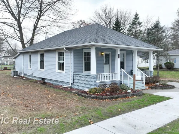 537 Chestnut St, Vassar, MI 48768