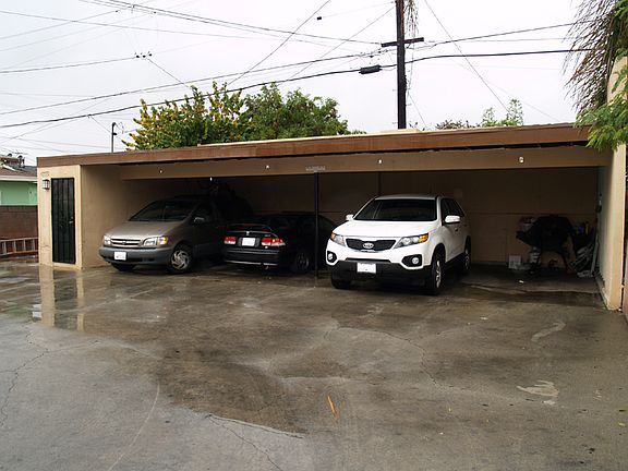 3rd image of 9621 San Juan Ave #B