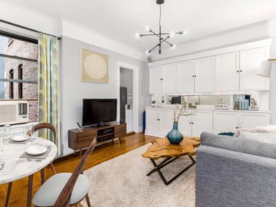 130 W 16th St APT 42, Manhattan, NY, 10011
