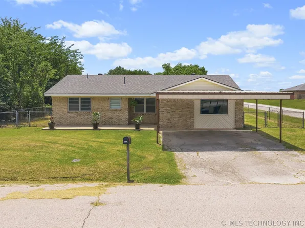 115 Laurel St, Lone Grove, OK 73443