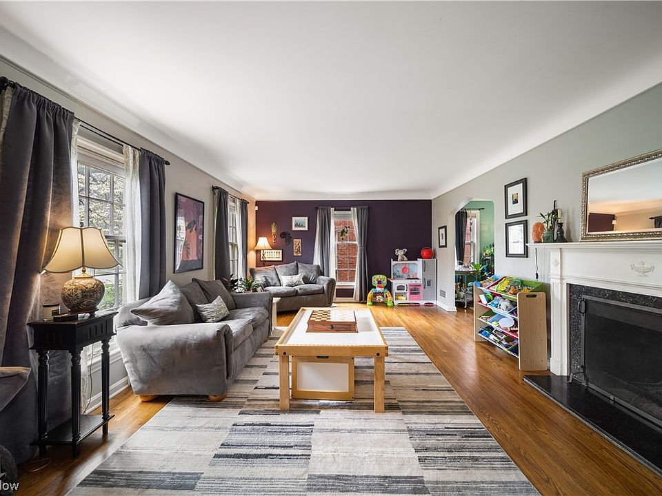 2479 Fenwick Rd, University Heights, OH 44118 Zillow