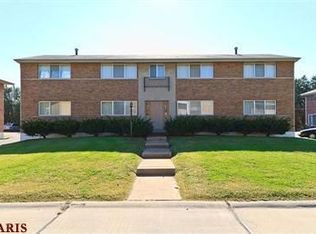 7404 Olian Dr, Hazelwood, MO 63042