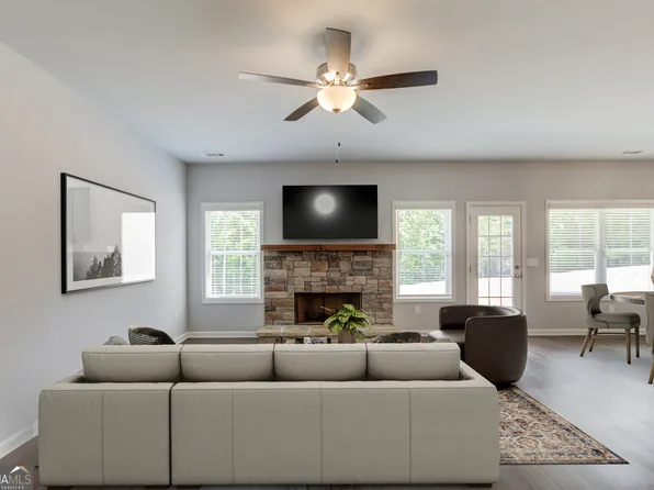 1669 Dillard Bray Rd, Royston, GA 30662