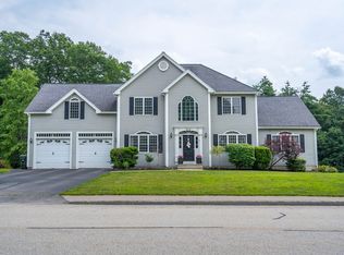26 Audubon Way, Sturbridge, MA 01566