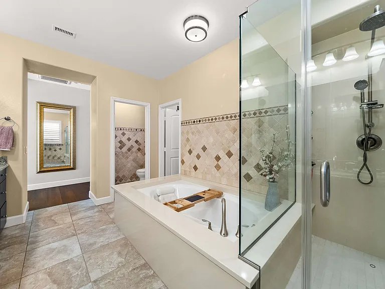 972 Tucana Dr — Photo 40