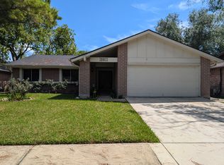 13811 Templar Ln, Sugar Land, TX 77498