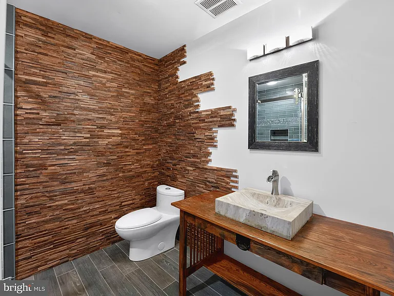 7740 Bristol Square Ct — Photo 19