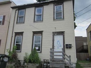 36 Chestnut St, Cohoes, NY 12047