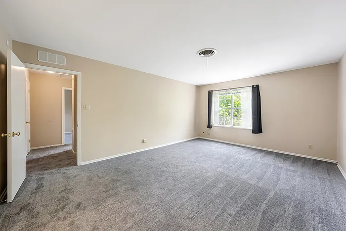 6704 Dubuque Ln — Photo 11