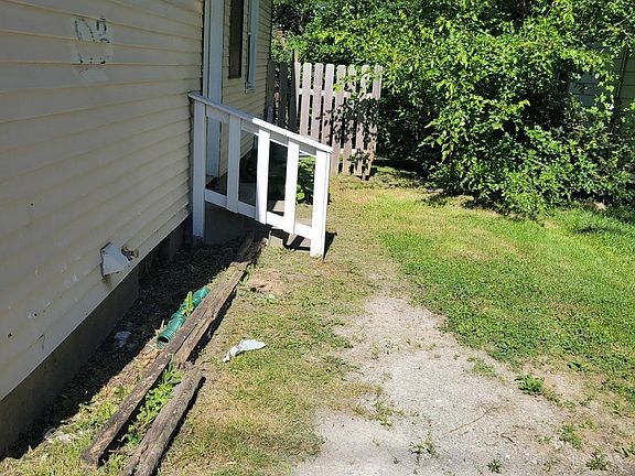 2nd image of 1614 Kildare Ave